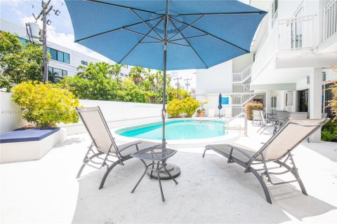 Condo in Key Biscayne, Florida, 2 bedrooms  № 1968676 - photo 14