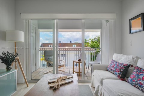 Condo in Key Biscayne, Florida, 2 bedrooms  № 1968676 - photo 4