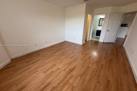 Condo à Coral Springs, Floride, 3 chambres № 1991431