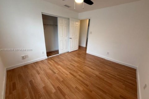 Copropriété à louer à Coral Springs, Floride: 3 chambres, 121.24 m2 № 1991431 - photo 10