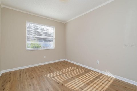Villa ou maison à louer à Tampa, Floride: 3 chambres, 109.25 m2 № 2116506 - photo 11