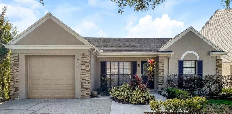 Villa ou maison à Tampa, Floride 3 chambres, 109.25 m2 № 2116506