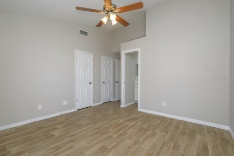 Villa ou maison à louer à Tampa, Floride: 3 chambres, 109.25 m2 № 2116506 - photo 9