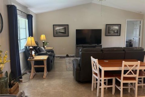 Casa en alquiler en Punta Gorda, Florida, 3 dormitorios, 148.74 m2 № 1817853 - foto 3