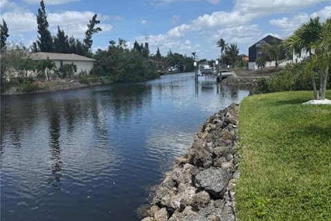 Casa en alquiler en Punta Gorda, Florida, 3 dormitorios, 148.74 m2 № 1817853 - foto 5