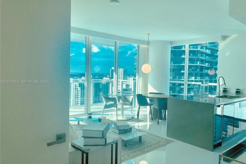 Снять в аренду кондоминиум в Майами, Флорида 2 спальни, 105.35м2, № 2052877 - фото 11