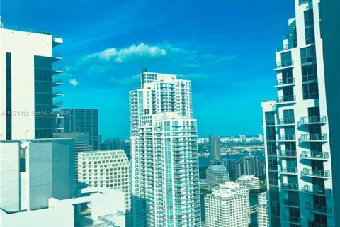 Снять в аренду кондоминиум в Майами, Флорида 2 спальни, 105.35м2, № 2052877 - фото 28