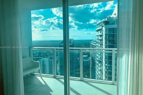Снять в аренду кондоминиум в Майами, Флорида 2 спальни, 105.35м2, № 2052877 - фото 4