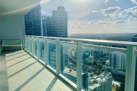 Condominio en Miami, Florida, 2 dormitorios  № 2052877