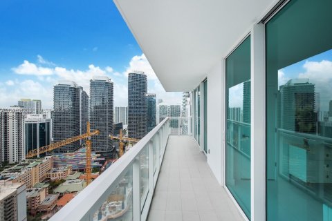 Снять в аренду кондоминиум в Майами, Флорида 2 спальни, 105.35м2, № 2052877 - фото 3