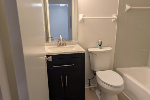 Condo in Bradenton, Florida, 2 bedrooms  № 2097166 - photo 9