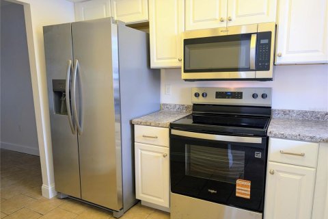 Condo in Bradenton, Florida, 2 bedrooms  № 2097166 - photo 22