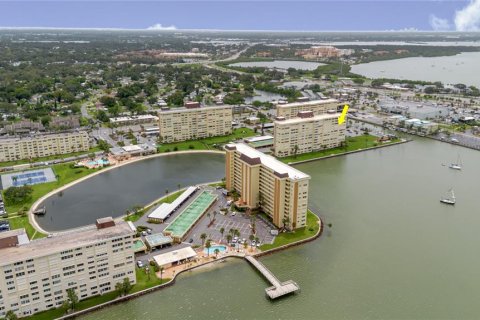 Condominio en venta en Saint Petersburg, Florida, 2 dormitorios, 96.62 m2 № 1815074 - foto 25