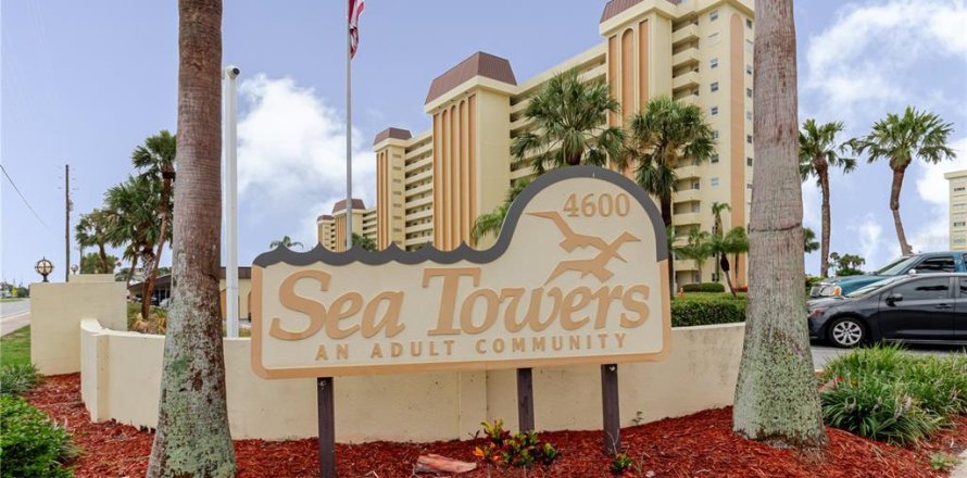 Condominio en Saint Petersburg, Florida, 2 dormitorios  № 1815074
