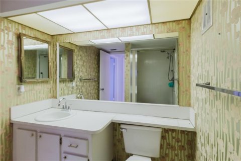 Condominio en venta en Saint Petersburg, Florida, 2 dormitorios, 96.62 m2 № 1815074 - foto 18