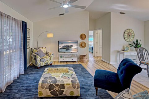 House in Port Charlotte, Florida 3 bedrooms, 101.26 sq.m. № 1734813 - photo 6