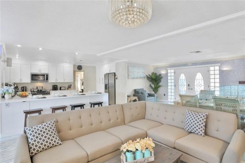 Villa ou maison à louer à Bradenton, Floride: 3 chambres, 144.93 m2 № 214997 - photo 7