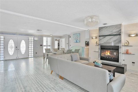 Villa ou maison à louer à Bradenton, Floride: 3 chambres, 144.93 m2 № 214997 - photo 8