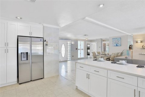 Villa ou maison à louer à Bradenton, Floride: 3 chambres, 144.93 m2 № 214997 - photo 12