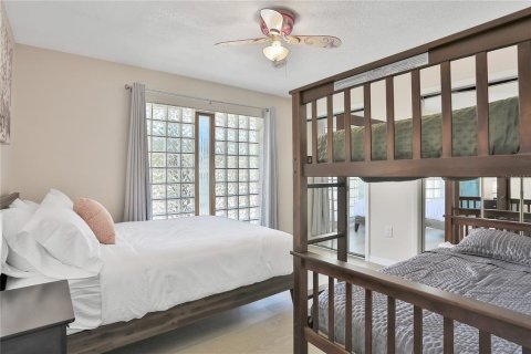 Villa ou maison à louer à Bradenton, Floride: 3 chambres, 144.93 m2 № 214997 - photo 25