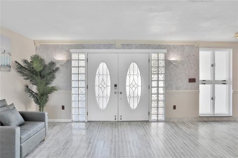 Villa ou maison à louer à Bradenton, Floride: 3 chambres, 144.93 m2 № 214997 - photo 5