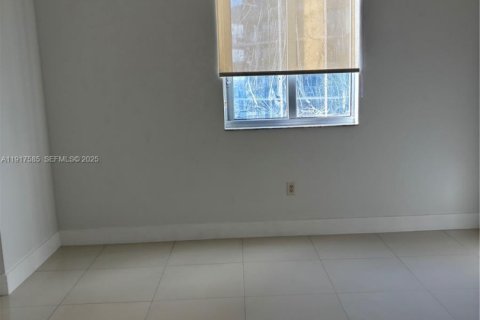 Снять в аренду кондоминиум в Майами, Флорида 2 спальни, 118.73м2, № 1992277 - фото 7