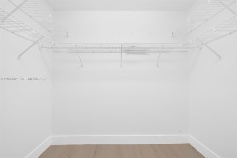 Villa ou maison à louer à Miami, Floride: 3 chambres, 171.4 m2 № 2000665 - photo 23