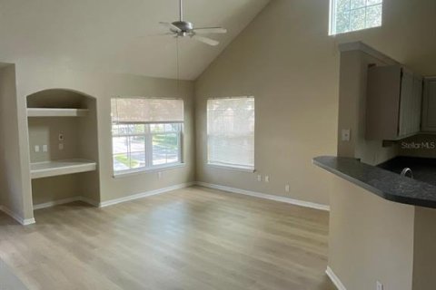 Condominio en alquiler en Orlando, Florida, 2 dormitorios, 116.69 m2 № 1909362 - foto 6