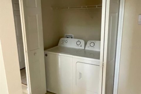 Condominio en alquiler en Orlando, Florida, 2 dormitorios, 116.69 m2 № 1909362 - foto 25