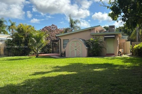 Casa en alquiler en Hollywood, Florida, 3 dormitorios, 100.8 m2 № 2010115 - foto 26