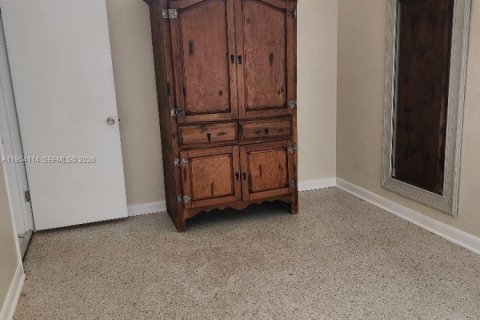 Casa en alquiler en Hollywood, Florida, 3 dormitorios, 100.8 m2 № 2010115 - foto 17