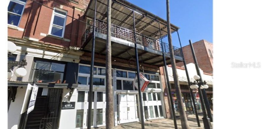 Propiedad comercial en Tampa, Florida 657 m2 № 1114241