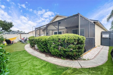 Villa ou maison à vendre à Tampa, Floride: 3 chambres, 132.2 m2 № 2414972 - photo 23