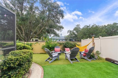 Villa ou maison à vendre à Tampa, Floride: 3 chambres, 132.2 m2 № 2414972 - photo 24