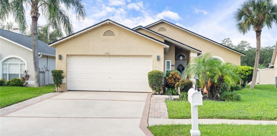 Villa ou maison à Tampa, Floride 3 chambres, 132.2 m2 № 2414972