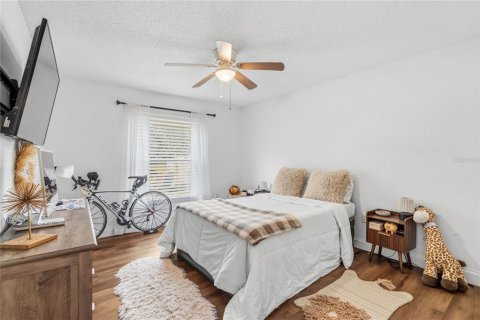 Villa ou maison à vendre à Tampa, Floride: 3 chambres, 132.2 m2 № 2414972 - photo 16