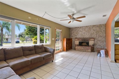 Casa en alquiler en Pinellas Park, Florida, 3 dormitorios, 94.02 m2 № 1913040 - foto 2