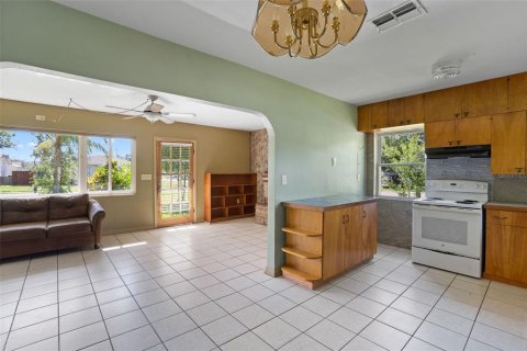 Casa en alquiler en Pinellas Park, Florida, 3 dormitorios, 94.02 m2 № 1913040 - foto 5