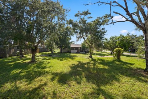 Casa en alquiler en Pinellas Park, Florida, 3 dormitorios, 94.02 m2 № 1913040 - foto 21