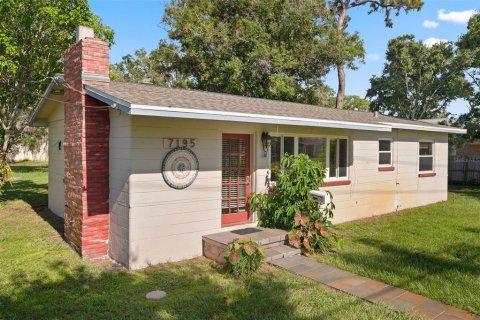 Casa en alquiler en Pinellas Park, Florida, 3 dormitorios, 94.02 m2 № 1913040 - foto 1