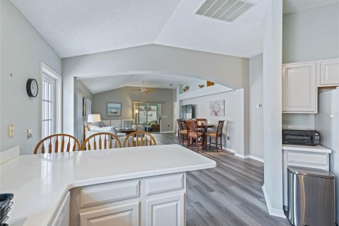 Casa en alquiler en The Villages, Florida, 2 dormitorios, 130.71 m2 № 1837152 - foto 10