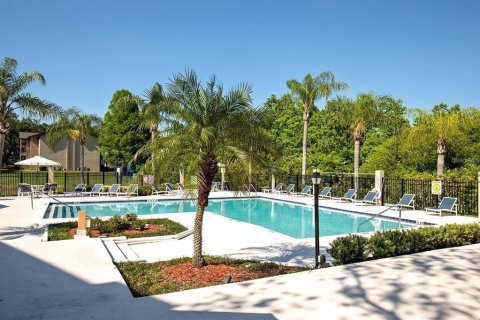 Condo in Altamonte Springs, Florida, 2 bedrooms № 2210224 - photo 23