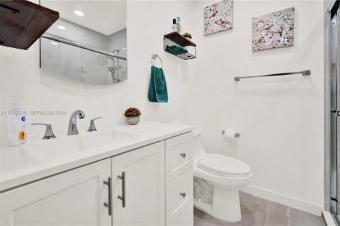 Купить таунхаус в Суитуотер, Флорида 2 спальни, 87.05м2, № 2081383 - фото 19