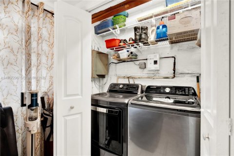 Купить таунхаус в Суитуотер, Флорида 2 спальни, 87.05м2, № 2081383 - фото 23