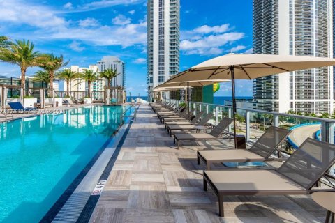 Condominio en venta en Hollywood, Florida, 2 dormitorios, 96.99 m2 № 1987220 - foto 3