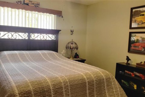Villa ou maison à vendre à Ocala, Floride: 2 chambres, 120.03 m2 № 2142002 - photo 9