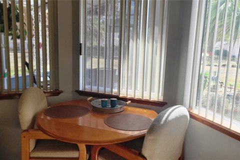 Villa ou maison à vendre à Ocala, Floride: 2 chambres, 120.03 m2 № 2142002 - photo 6