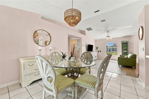 Villa ou maison à vendre à Palm Coast, Floride: 3 chambres, 132.01 m2 № 2433126 - photo 13