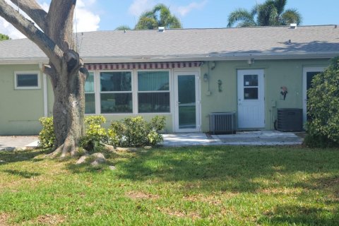 House in Boynton Beach, Florida 1 bedroom, 89.74 sq.m. № 1227789 - photo 1