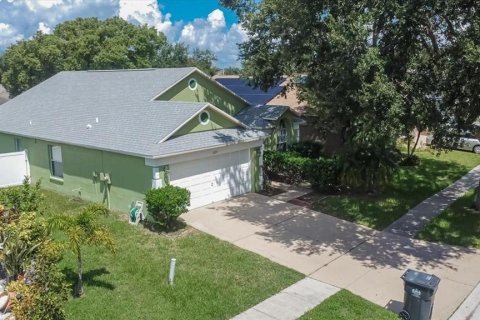 House in Gibsonton, Florida 3 bedrooms, 146.6 sq.m. № 1885932 - photo 3